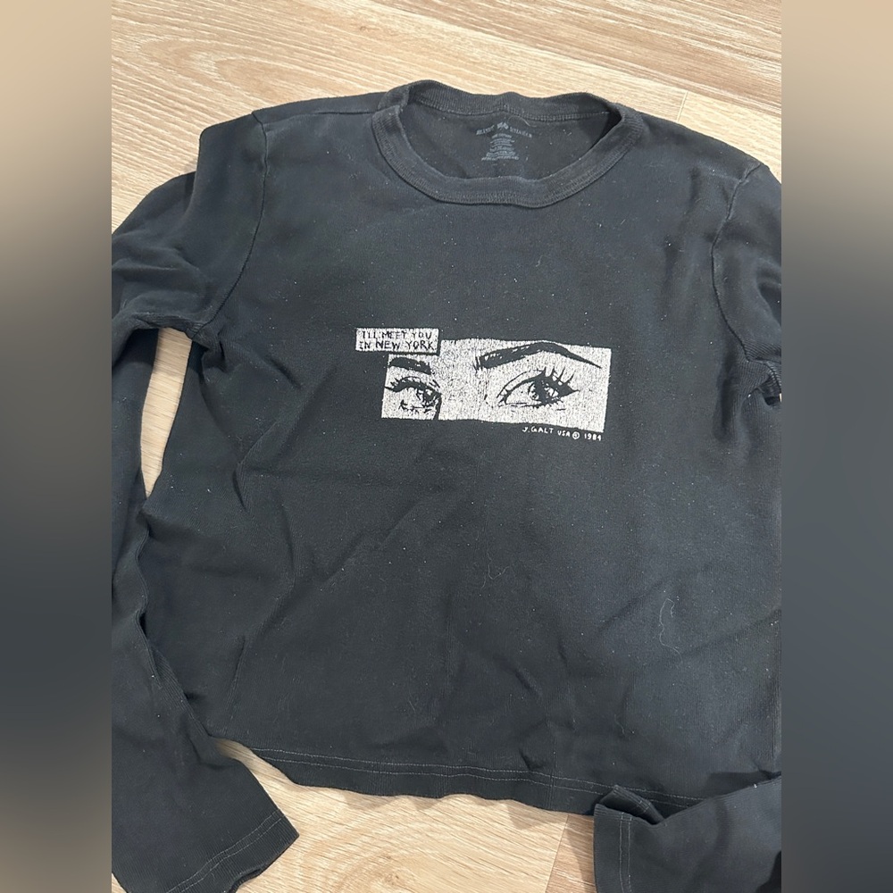Brandy Melville graphic long sleeve